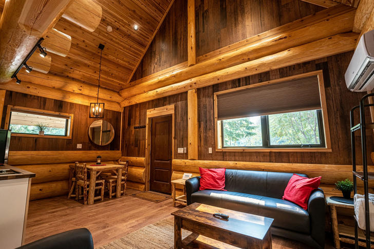 Cozy Log cabin