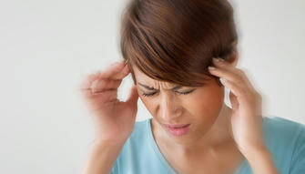 10 Effective Home Remedies for Treating a Migraine