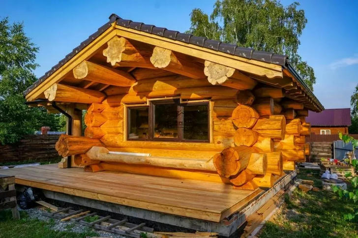 Log Cabin