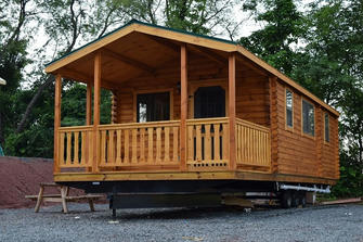 The Only 325-SF Tiny Wood House Is Perfect for a Family of Three! Also Suitable for a Family of Four!