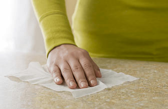 8 Must-Knows About Disinfecting Wipes