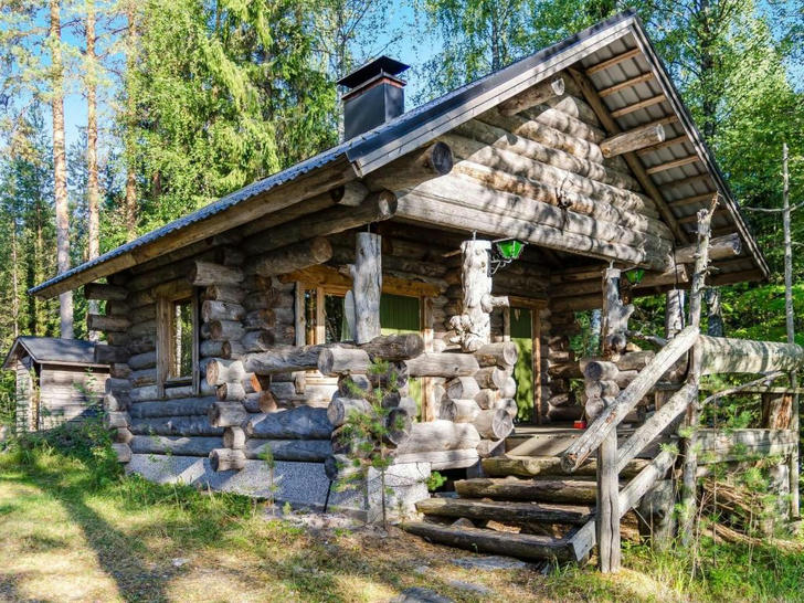 Log cabin