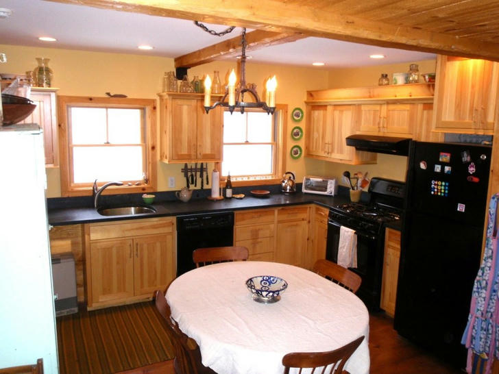 Cabin kitchen